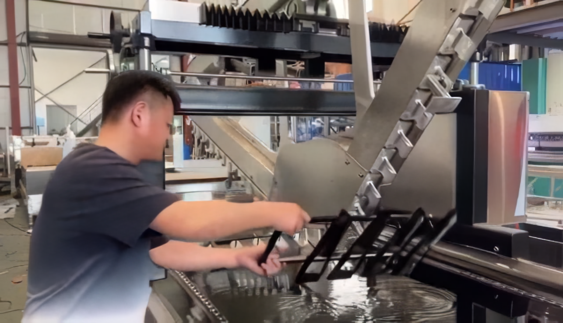 环形导轨输送线应用零部件水转印自动化 环形导轨输送线应用零部件水转印自动化